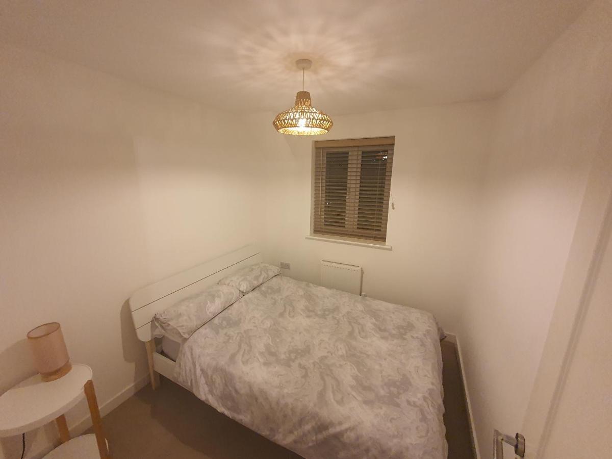 Chic Centre With Allocated Parking Apartment Swansea